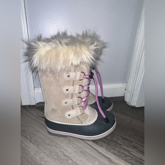 Sorell girls snow boots size 1Y - Picture 2 of 6